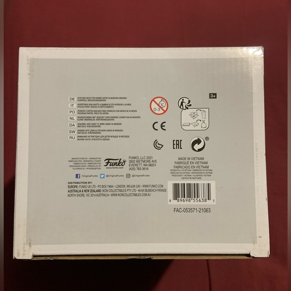 Funko Pop! Immortal Hulk Action Figure - Green and Purple - Picture 4 of 4